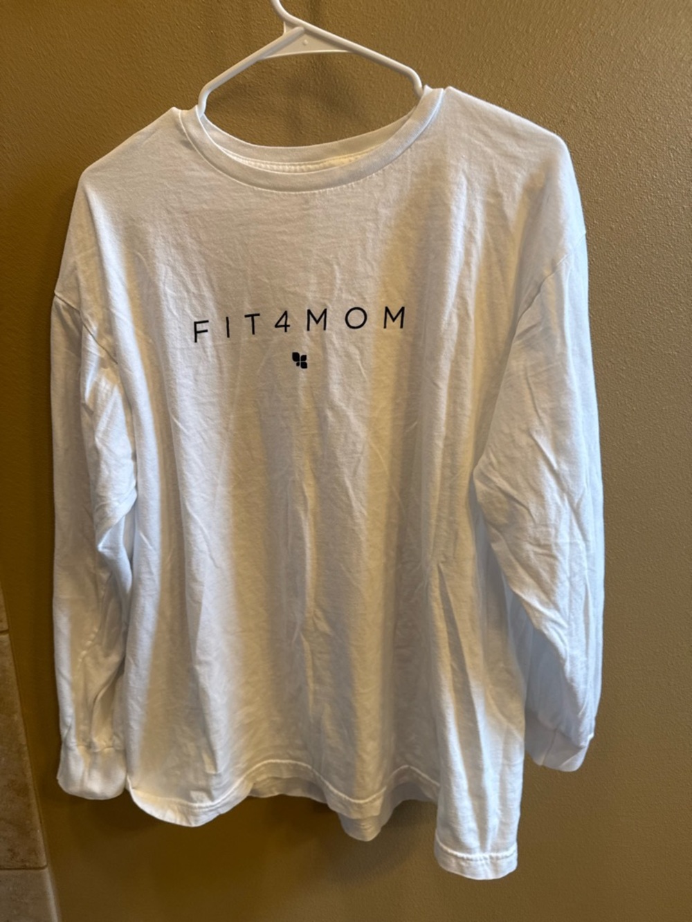 FIT4MOM White Long Sleeve Logo Tee